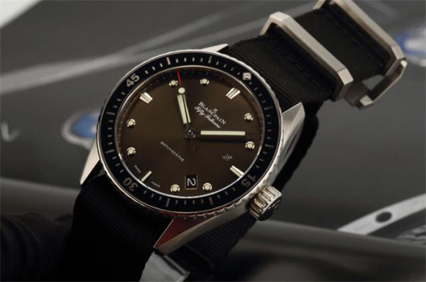 宝珀手表表带过短应该咋处理（图）